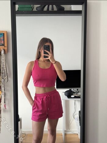 Sinaue leaked private photo uncensored HD quality