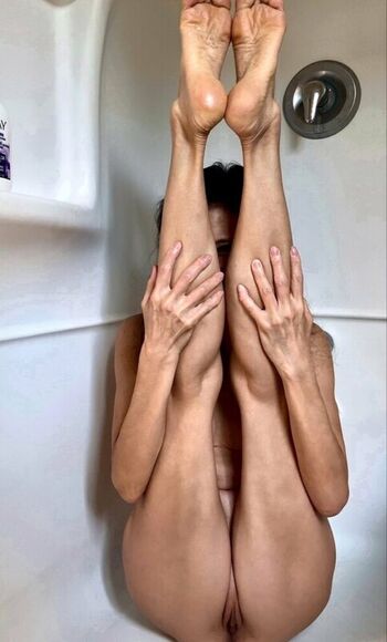 Skinhand leaked private photo uncensored HD quality