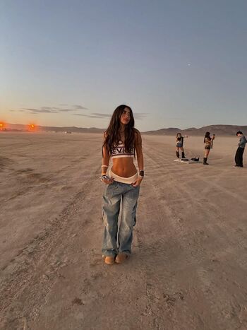 Skyler aboujaoude page leaked private photo uncensored HD quality