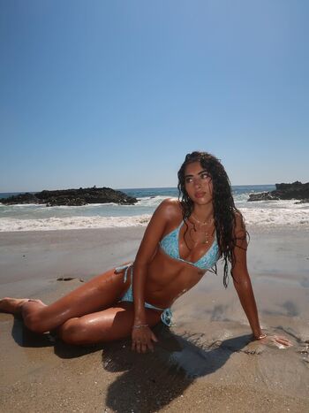 Skyler aboujaoude page leaked private photo uncensored HD quality