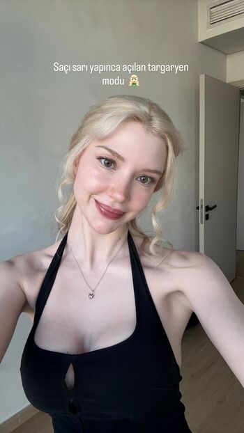 Snowmaiid leaked private photo uncensored HD quality