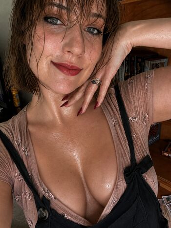 Some asmrtist page leaked private photo uncensored HD quality