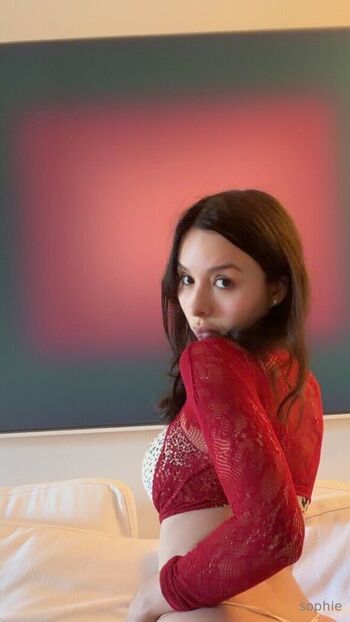 Sophie mudd  page leaked private photo uncensored HD quality
