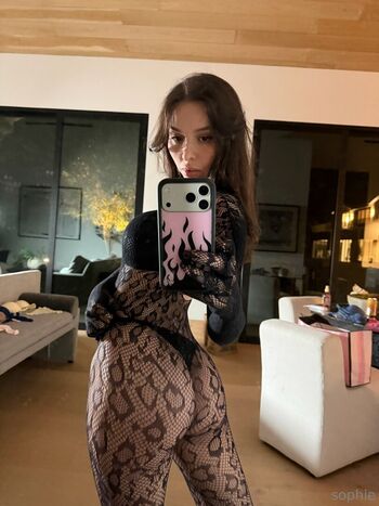 Sophie mudd leaked private photo uncensored HD quality