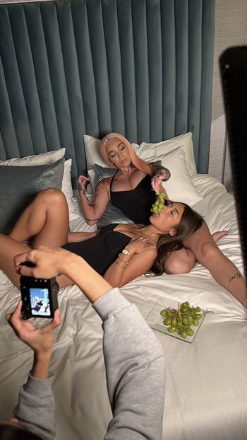 Sophie rain  page leaked private photo uncensored HD quality