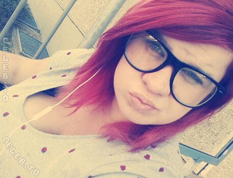 Sophieschmande page leaked private photo uncensored HD quality