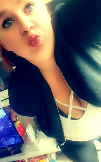 Sophieschmande page leaked private photo uncensored HD quality