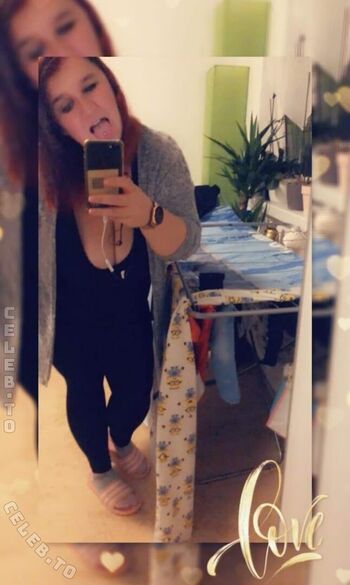 Sophieschmande leaked private photo uncensored HD quality