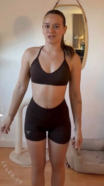 Sophiia ugc leaked private photo uncensored HD quality