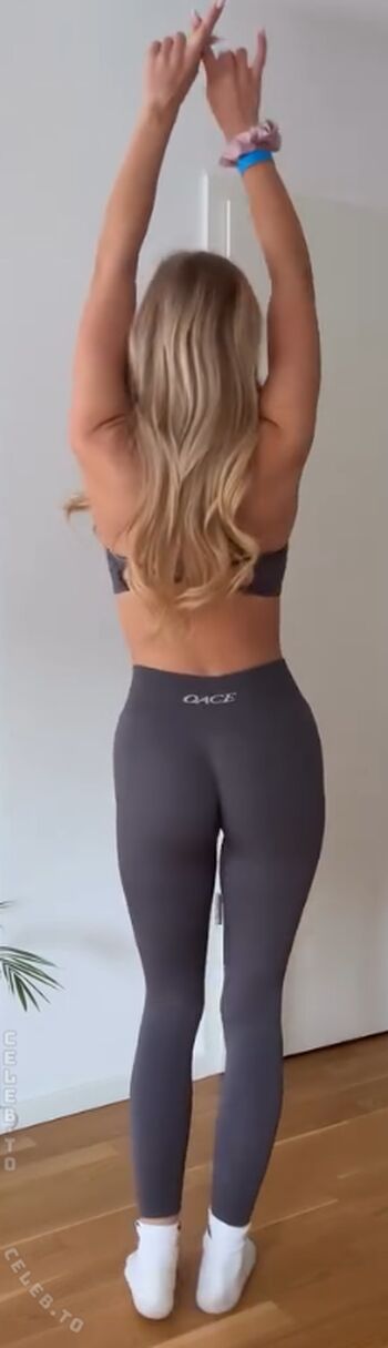 Starletnova leaked private photo uncensored HD quality