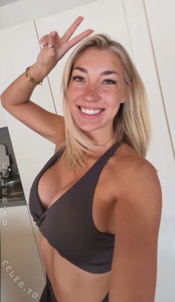 Starletnova leaked private photo uncensored HD quality