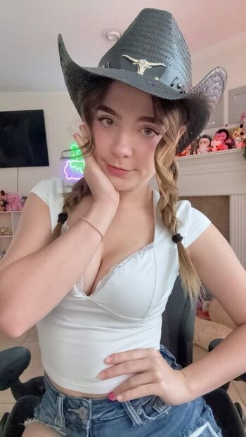 Staryuuki leaked private photo uncensored HD quality