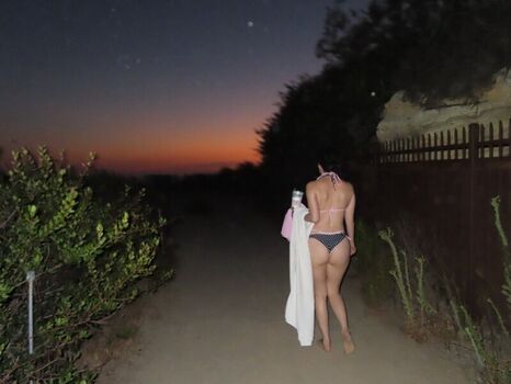 Strawbarizz page leaked private photo uncensored HD quality
