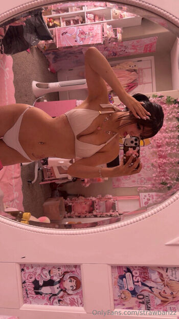 Strawbarizz leaked private photo uncensored HD quality