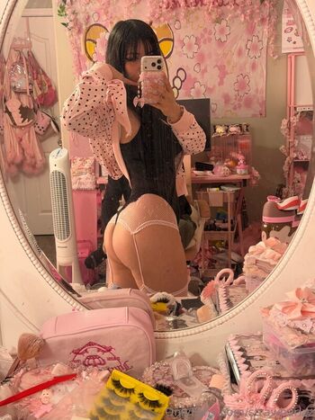 Strawbarizz leaked private photo uncensored HD quality