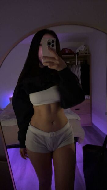 Sua lee leaked private photo uncensored HD quality