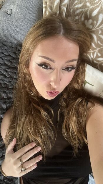 Sznchqt leaked private photo uncensored HD quality