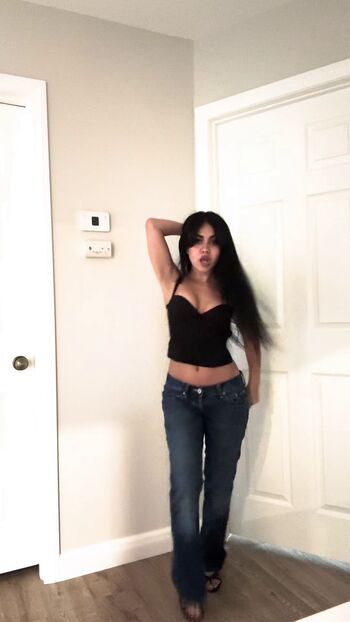Tara yummy page leaked private photo uncensored HD quality