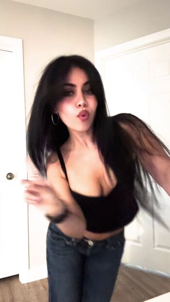Tara yummy page leaked private photo uncensored HD quality