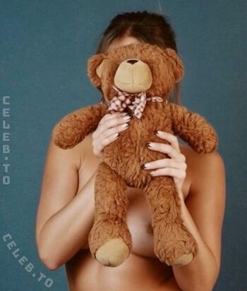 Tate mcrae  page leaked private photo uncensored HD quality