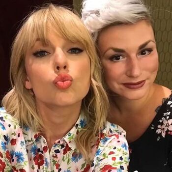 Taylor swift  page leaked private photo uncensored HD quality