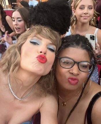 Taylor swift  page leaked private photo uncensored HD quality