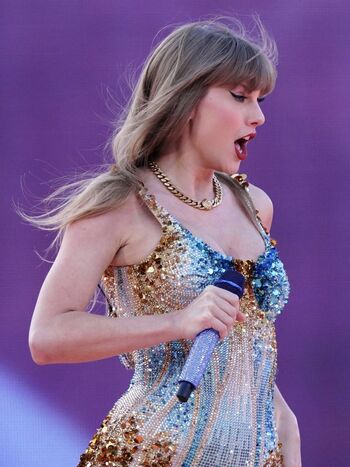 Taylor swift  page leaked private photo uncensored HD quality