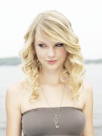 Taylor swift  page leaked private photo uncensored HD quality