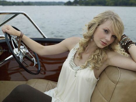 Taylor swift  page leaked private photo uncensored HD quality