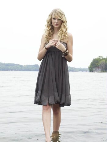 Taylor swift  page leaked private photo uncensored HD quality