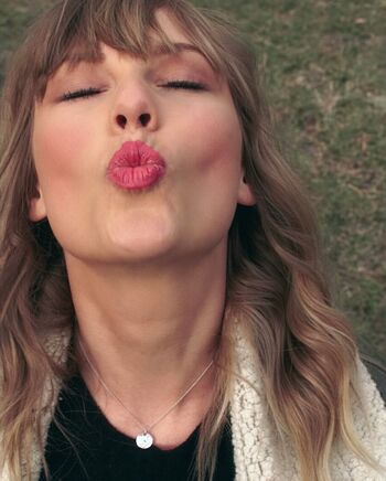 Taylor swift  page leaked private photo uncensored HD quality