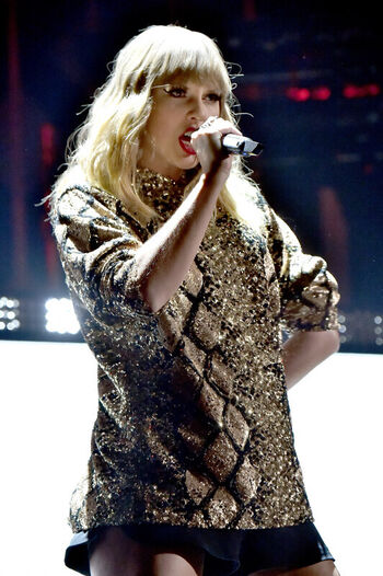 Taylor swift  page leaked private photo uncensored HD quality