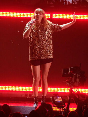 Taylor swift  page leaked private photo uncensored HD quality