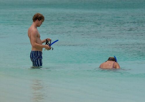 Taylor swift  page leaked private photo uncensored HD quality