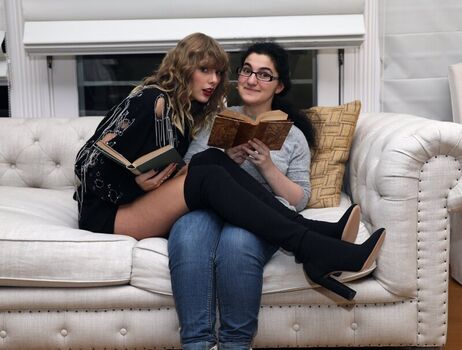 Taylor swift  page leaked private photo uncensored HD quality