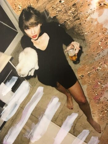 Taylor swift  page leaked private photo uncensored HD quality