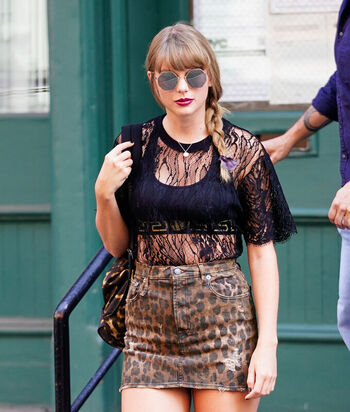 Taylor swift  page leaked private photo uncensored HD quality