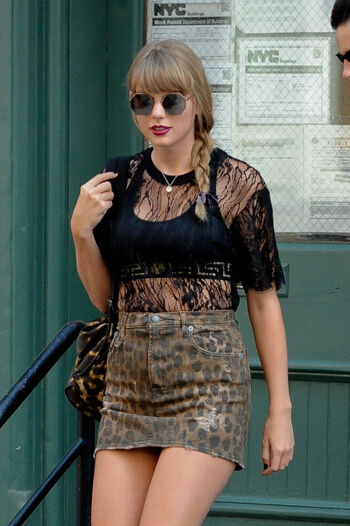 Taylor swift  page leaked private photo uncensored HD quality