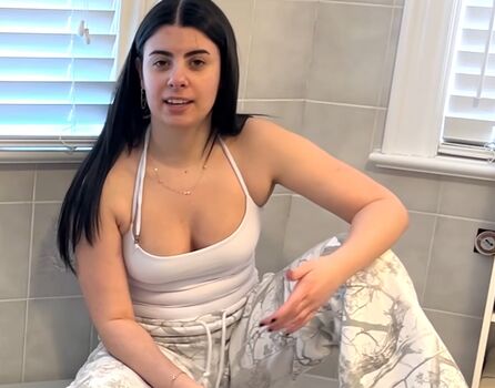 Thatgirlgatto page leaked private photo uncensored HD quality