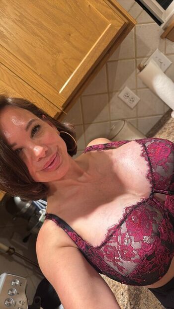 Thebrittanyxoxo page leaked private photo uncensored HD quality