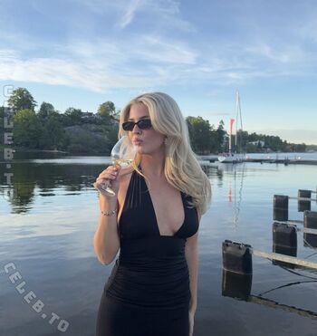 Tildekindahl leaked private photo uncensored HD quality