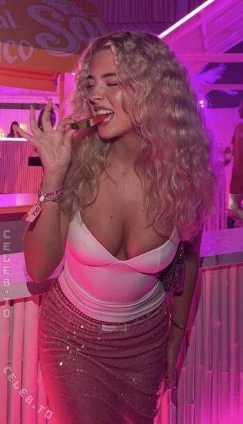 Tildekindahl leaked private photo uncensored HD quality