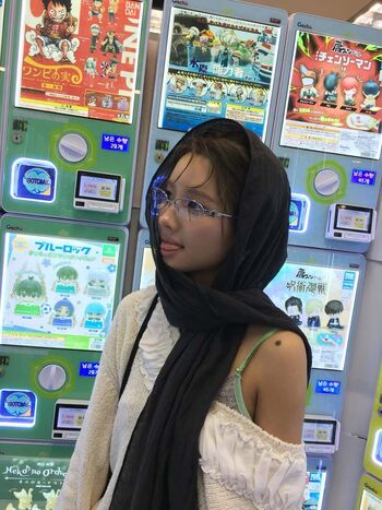 Tiny pretty j page leaked private photo uncensored HD quality