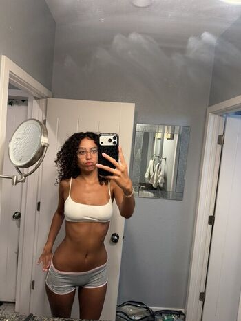 Ttahlula leaked private photo uncensored HD quality
