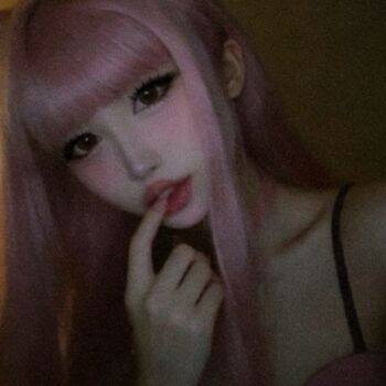 Turkish petite girl leaked private photo uncensored HD quality