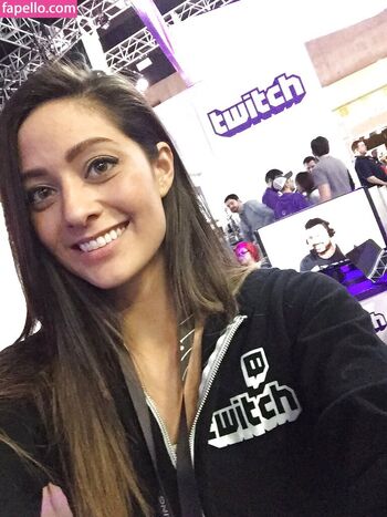 Twomgovercsquared page leaked private photo uncensored HD quality
