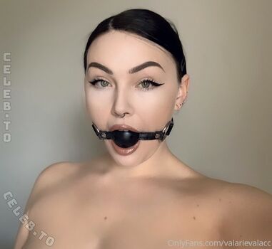 Valarievalacc page leaked private photo uncensored HD quality