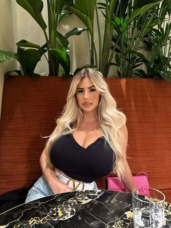 Valentina di rocco  page leaked private photo uncensored HD quality