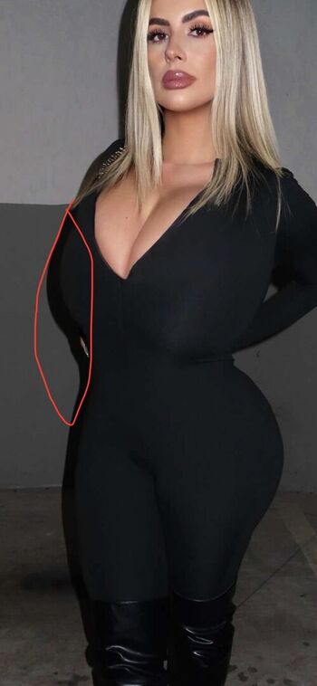 Valentina di rocco  page leaked private photo uncensored HD quality