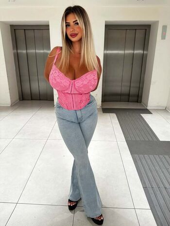 Valentina di rocco  page leaked private photo uncensored HD quality